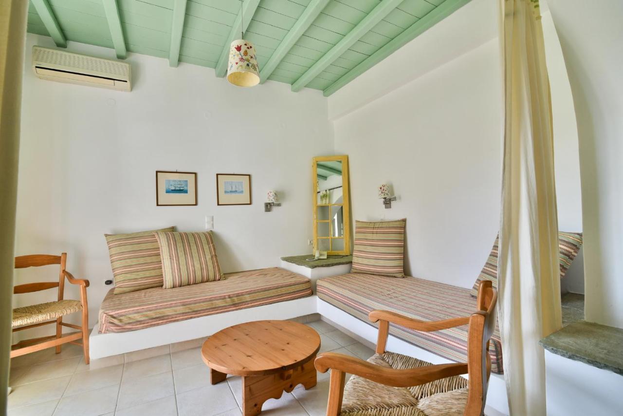 Golden Beach Studios & Suites Tínos Exterior foto